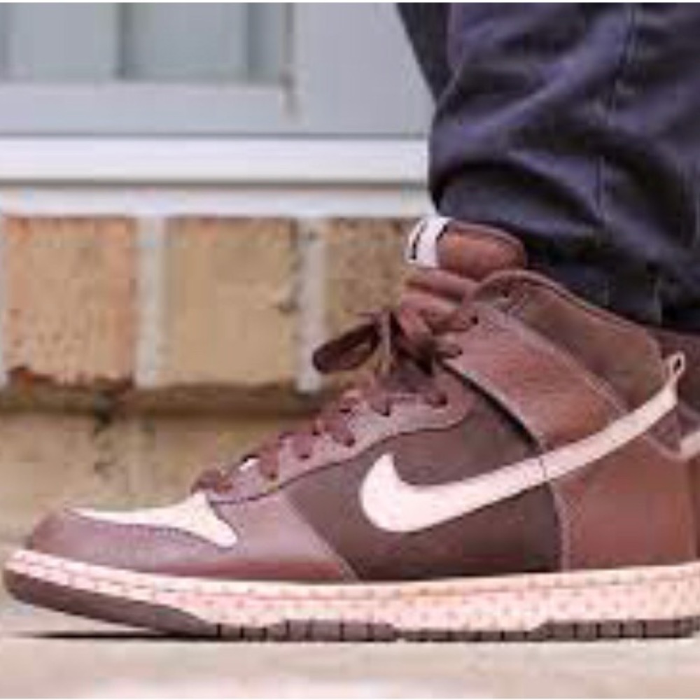 Nike Dunk High Easter 2007  Size 10